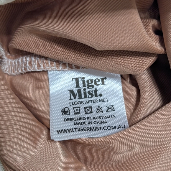 Tiger Mist Lace Crop Top in Cream and White - Picture 7 of 7